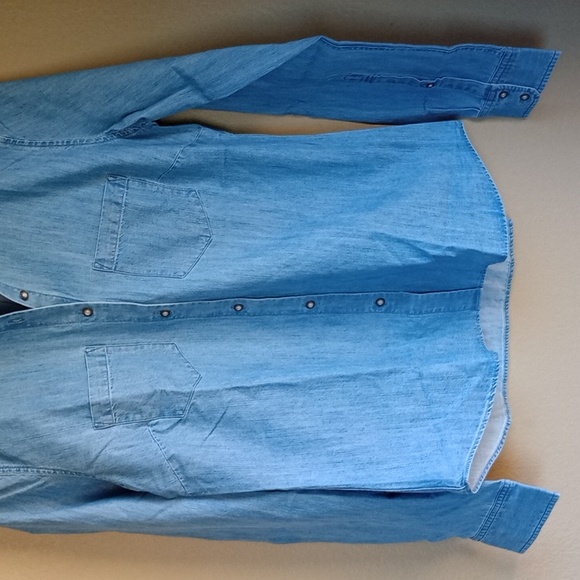 Untickit Chambre Button Front Long Sleeve Collard Denim Style Shirt Size 2 - Picture 3 of 7